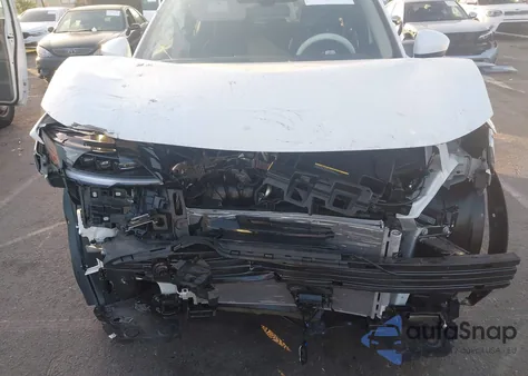 2025 Nissan Kicks Sv Intelligent Awd z USA, uszkodzony, nr VIN 3N8AP6CB0SL428791